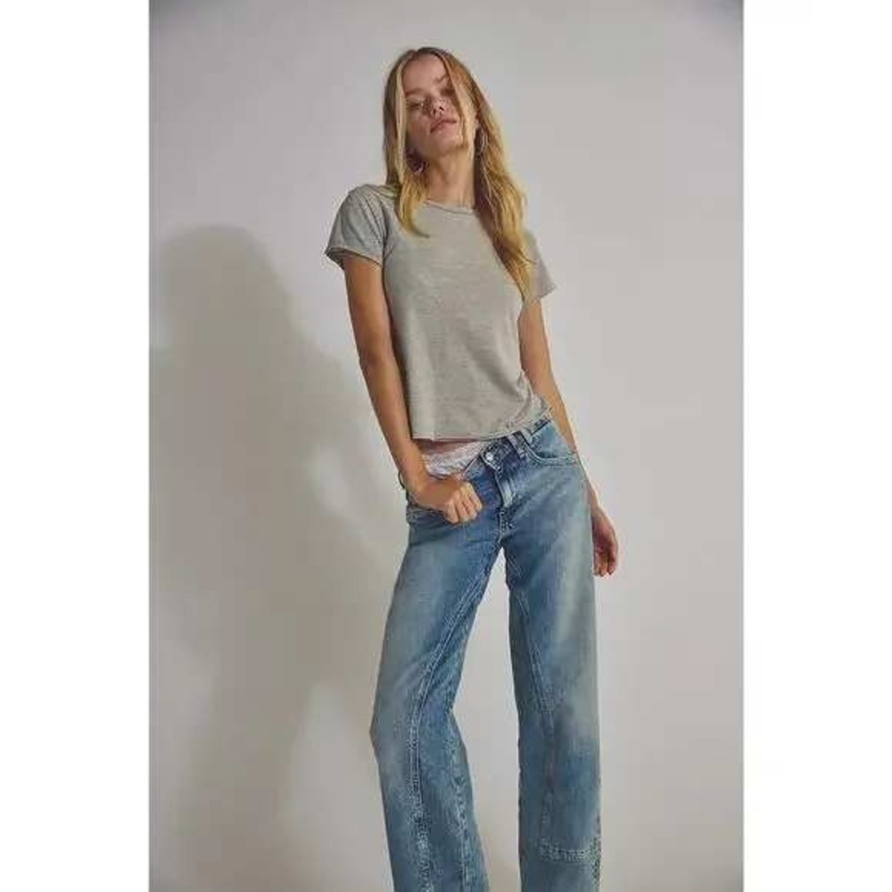 FREE PEOPLE We The Free Risk Taker Mid Rise Light Jeans Straight Leg Raw Hem 25‎